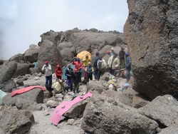 Porters welcome at Barafu