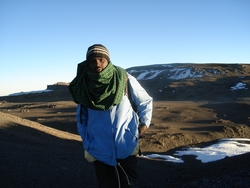 Mwerta on the crater rim