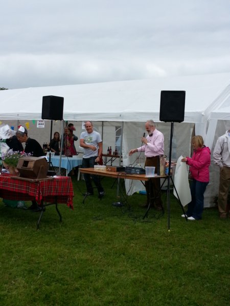 shirenewtonfete2015108.jpg